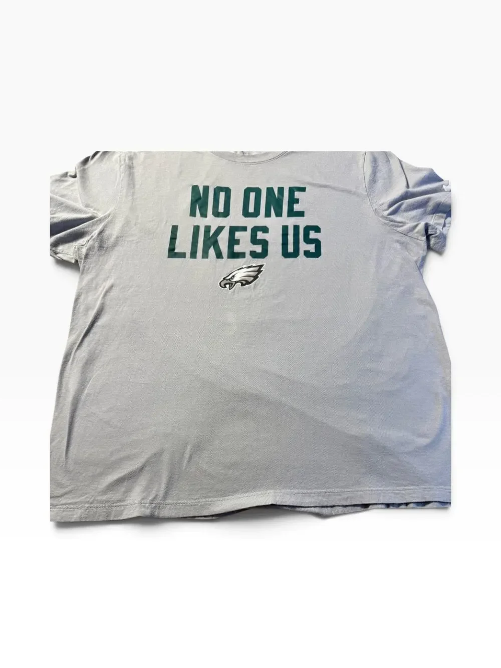 Nike Philadelphia Eagles T-Shirt Men XXL No One Likes Us We Don’t Care NFL Gray